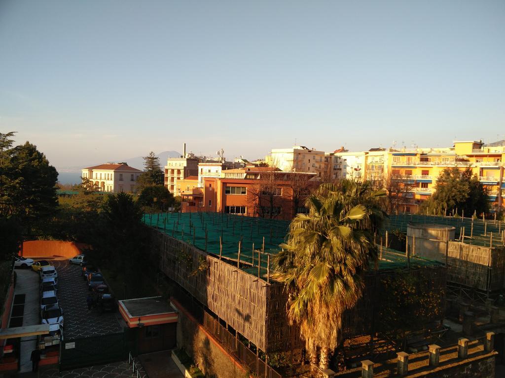 Piazza Lauro Suites 索伦托 外观 照片